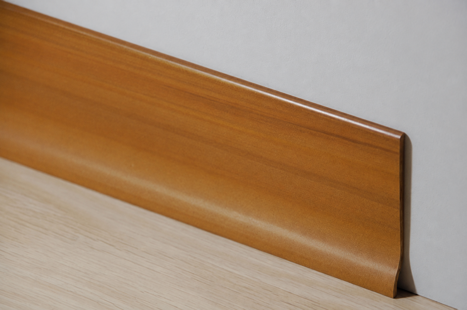 EX7009NC lichte walnoot – pvc – 9 x 70 mm
